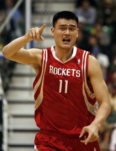 男篮启程回国！球员情绪低沉，北京3将洽谈，明日开启俱乐部杯！