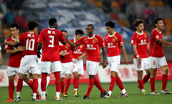 日媒：日本国门铃木彩艳预计13日在日本接受手指骨折手术