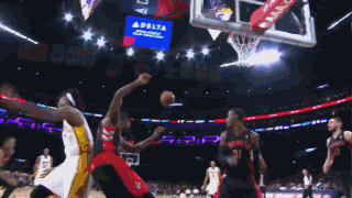 《节奏大师》今日回归登上微博热搜 网友：爷青回！